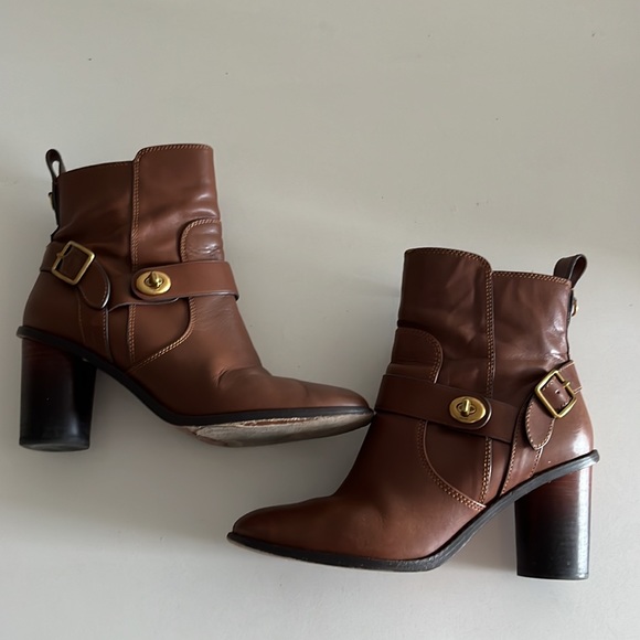 COACH MOTO HEELS - Picture 2 of 12